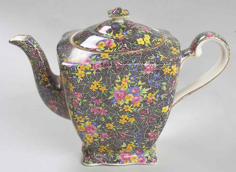 Cromer Ascot Teapot & Lid by Royal Winton-1