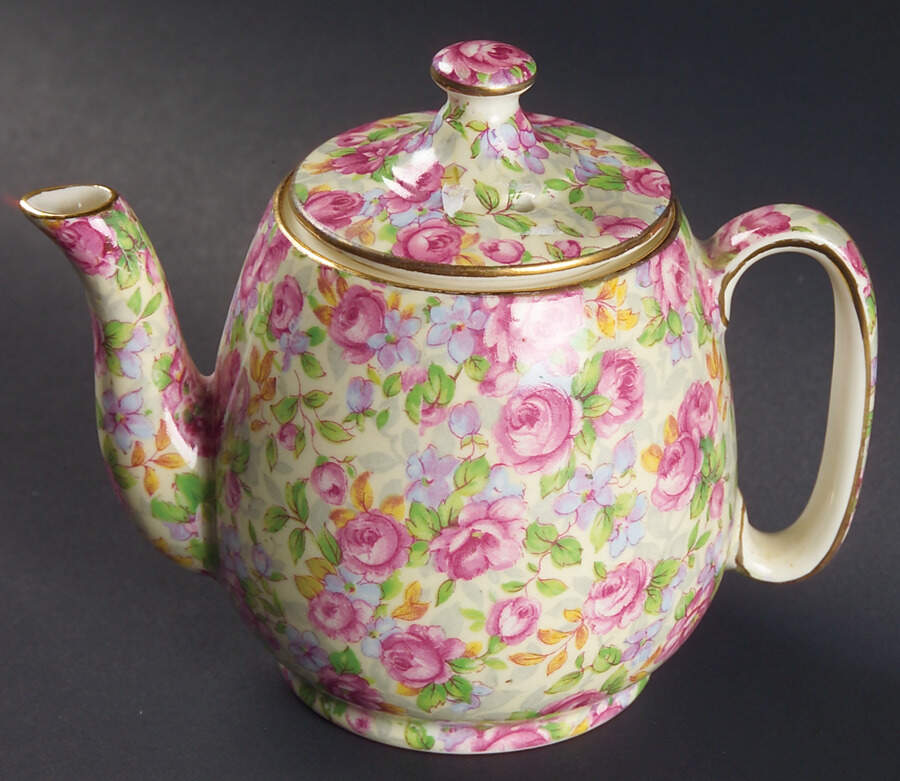 English Rose Individual Breakfast Set Teapot & Lid by Royal Winton-1