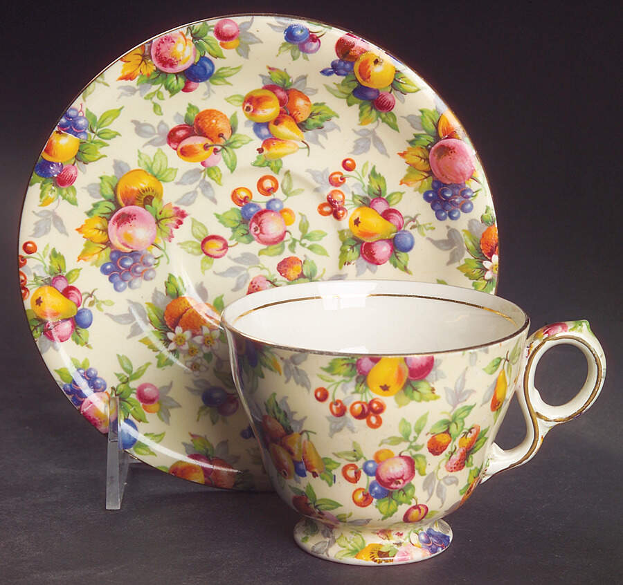 Evesham Footed Cup & Saucer Set by Royal Winton-1