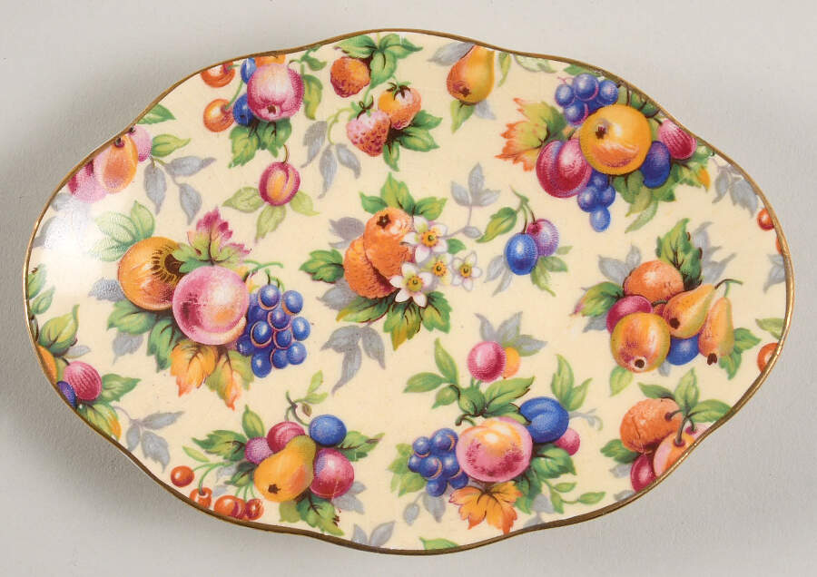 Evesham Individual Gravy Boat Underplate by Royal Winton-1