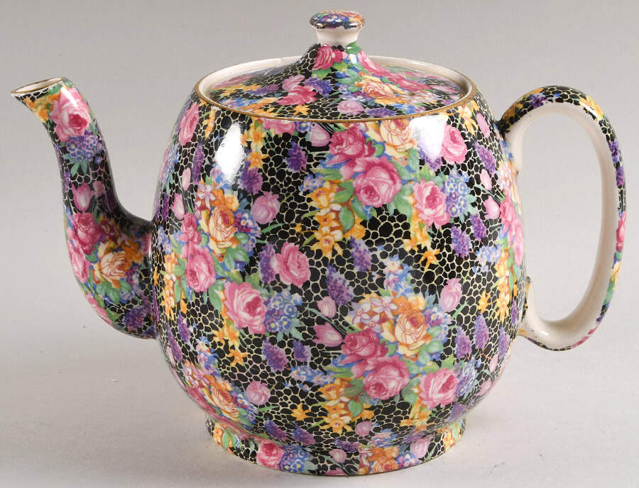 Hazel Countess Teapot & Lid by Royal Winton-1