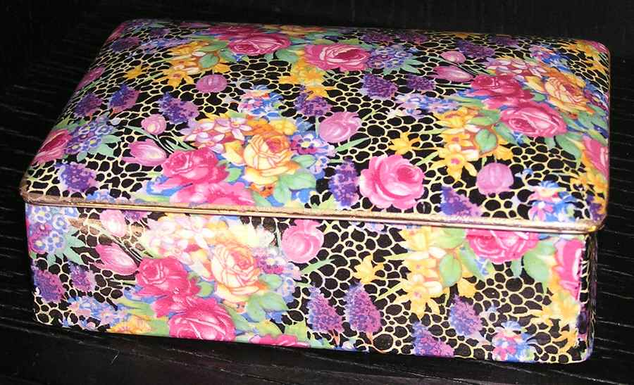 Hazel Candy Box & Lid by Royal Winton-1