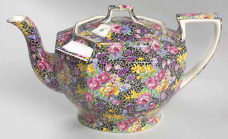 Hazel Ajax Teapot & Lid by Royal Winton-1