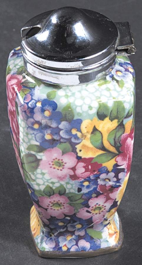 Julia (Disc. 1954) Mustard with Attached Metal Lid by Royal Winton-1