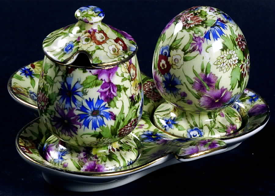 Kew (3 Piece) Cruet Set (S&P, Mustard), Tray Only by Royal Winton-1