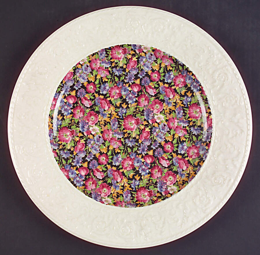 Majestic Older Dinner Plate wWedgwood Border by Royal Winton-1