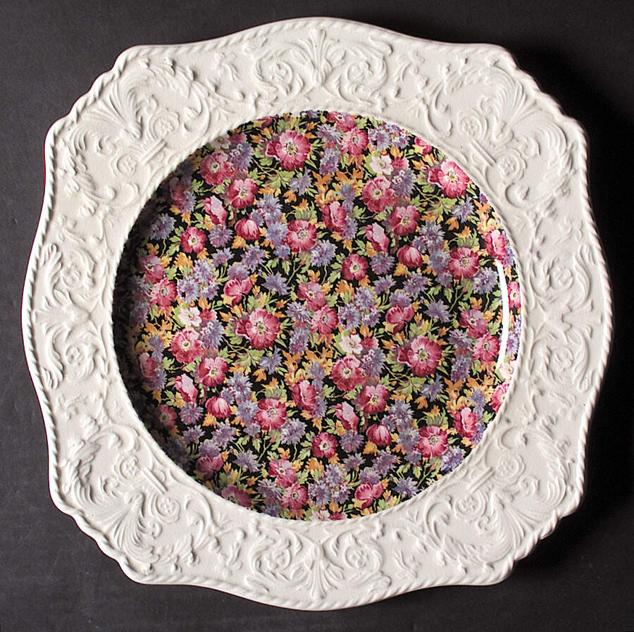 Majestic Older Dinner Plate wWedgwood Border by Royal Winton-1