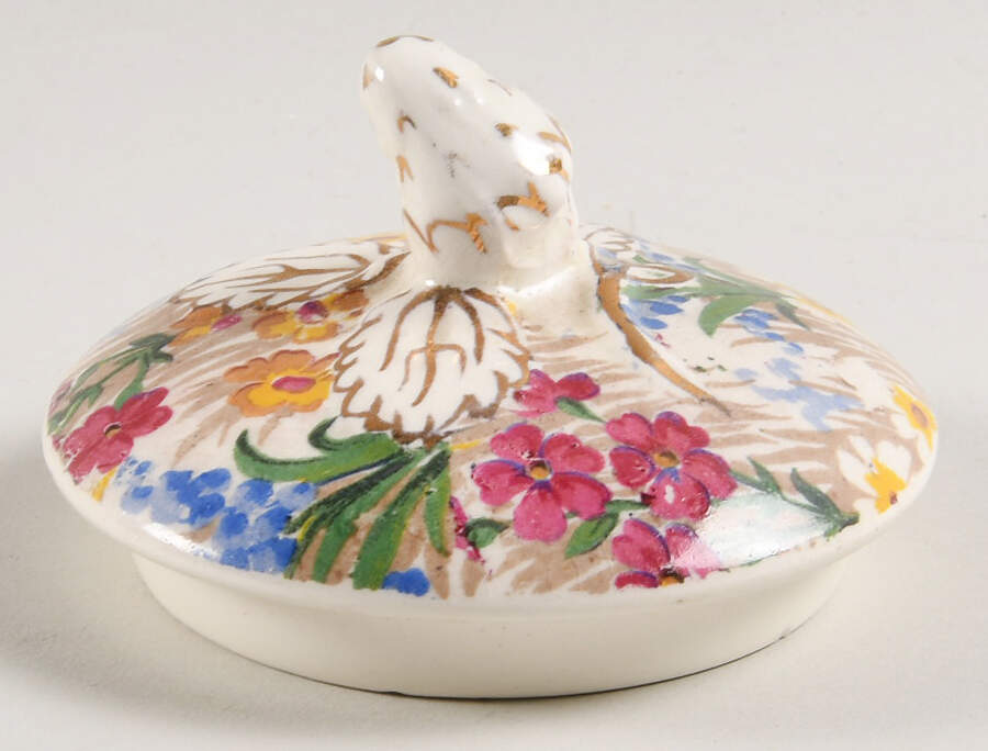 Marguerite (Gold Trim) Lid for Elite Sugar Bowl by Royal Winton-1