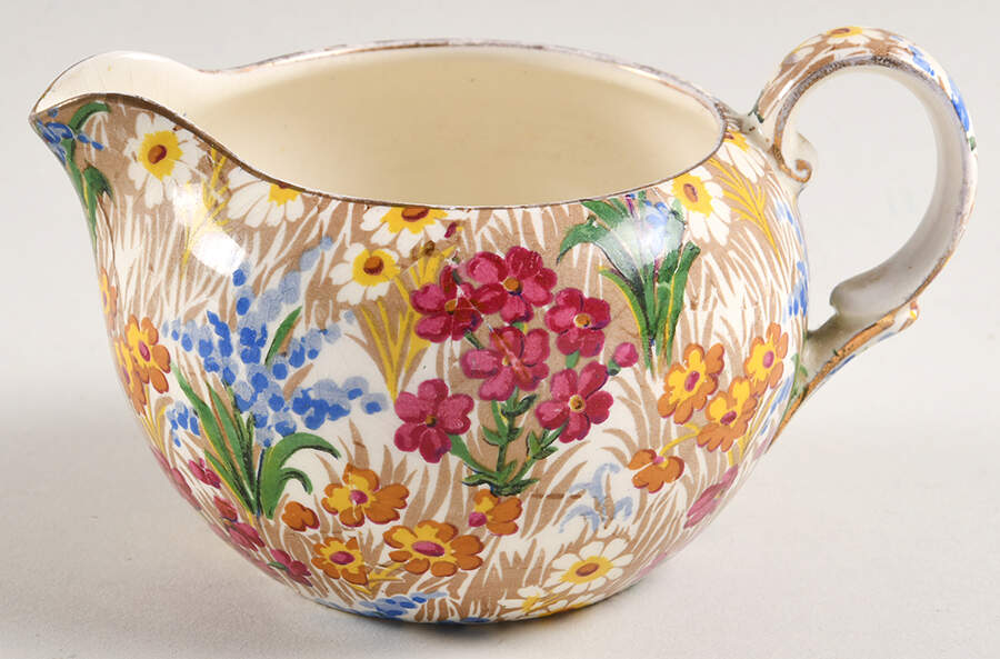 Marguerite (Gold Trim) Elite Creamer by Royal Winton-1