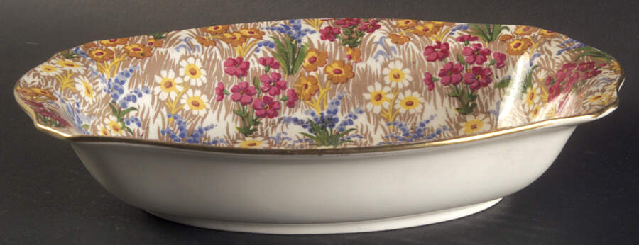 Marguerite (Gold Trim) 9" Oval Vegetable Bowl by Royal Winton-1