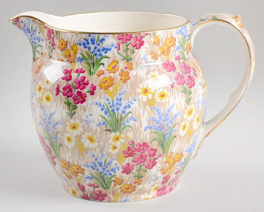 Marguerite (Gold Trim) 36 Oz Jug by Royal Winton-1