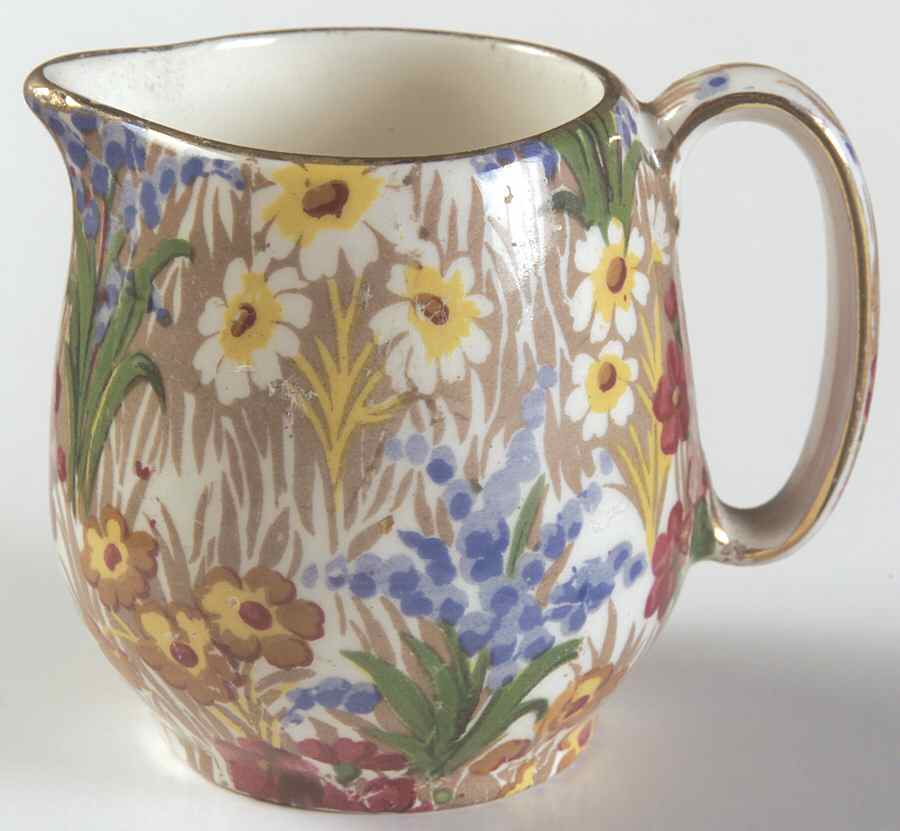 Marguerite (Gold Trim) Countess Individual Breakfast Set Creamer by Royal Winton-1