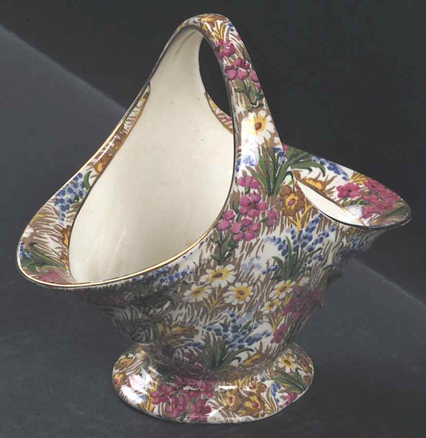 Marguerite (Gold Trim) Kew Shape Basket by Royal Winton-1