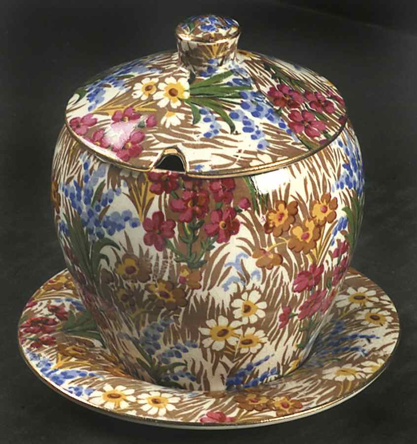 Marguerite (Gold Trim) Jam/Jelly & Lid W/Underplate by Royal Winton-1