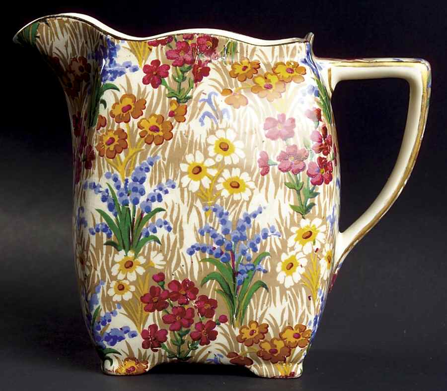 Marguerite (Gold Trim) 20 Oz Jug by Royal Winton-1