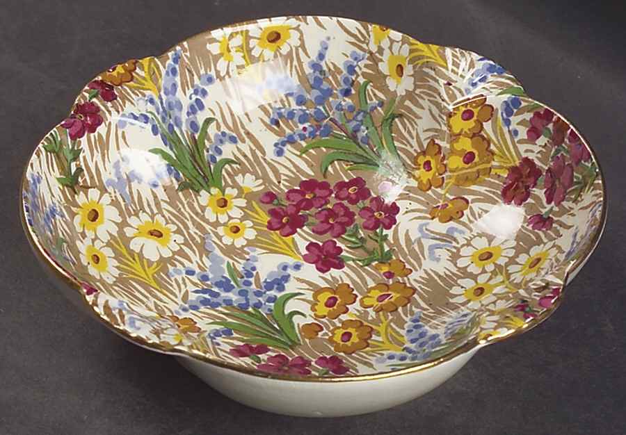 Marguerite (Gold Trim) Nut Dish by Royal Winton-1