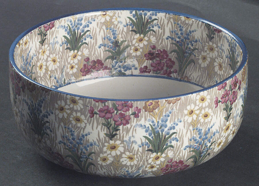 Marguerite (Blue Trim) 6" Round Vegetable Bowl by Royal Winton-1