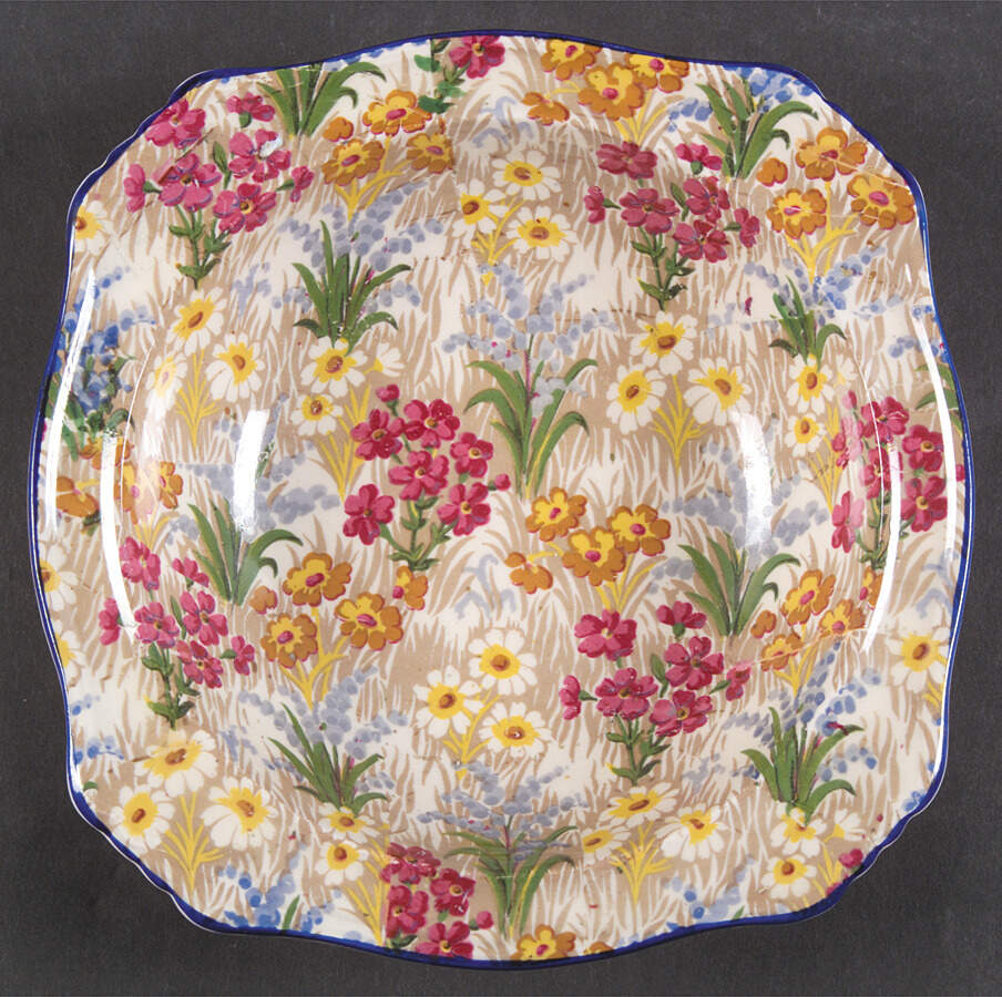 Marguerite (Blue Trim) Square Fruit/Dessert (Sauce) Bowl by Royal Winton-1