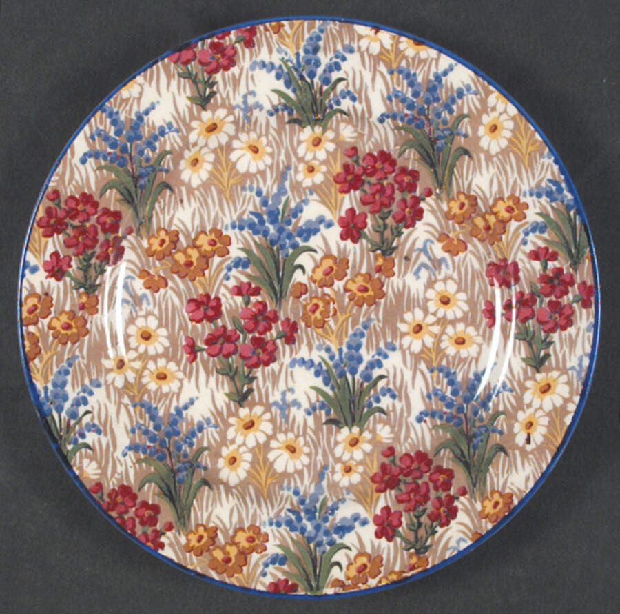 Marguerite (Blue Trim) Dessert/Pie Plate by Royal Winton-1