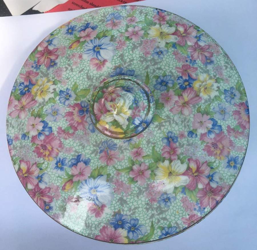 Marion (Older) Lid for Candy Box by Royal Winton-1