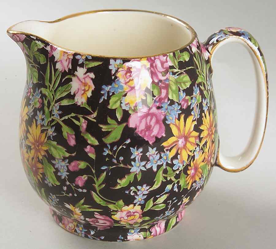 Nantwich Countess Creamer by Royal Winton-1