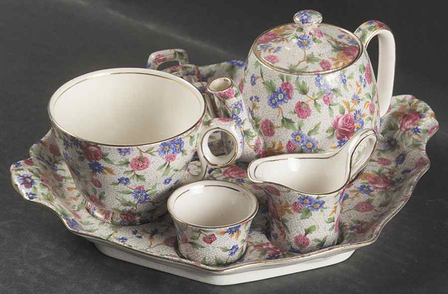 Old Cottage Chintz (Pre 1960, Cream) 6-Piece Breakfast Set (Footed Cup) by Royal Winton-1