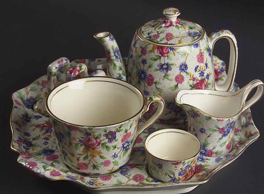 Old Cottage Chintz (Pre 1960, Cream) 6-Piece Breakfast Set (Flat Cup) by Royal Winton-1