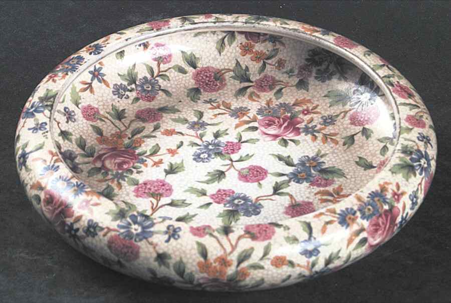 Old Cottage Chintz (Pre 1960, Cream) 5" Floating Bowl by Royal Winton-1