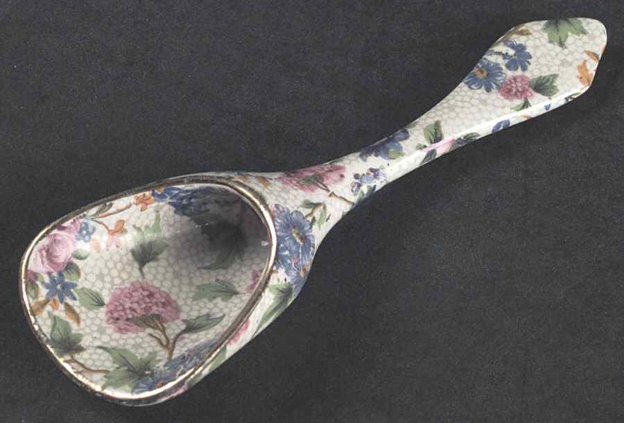 Old Cottage Chintz (Pre 1960, Cream) Nut Scoop by Royal Winton-1