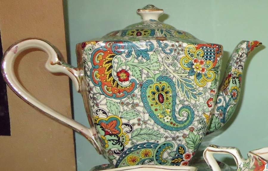 Paisley Green Ascot Shape Coffee Pot & Lid by Royal Winton-1