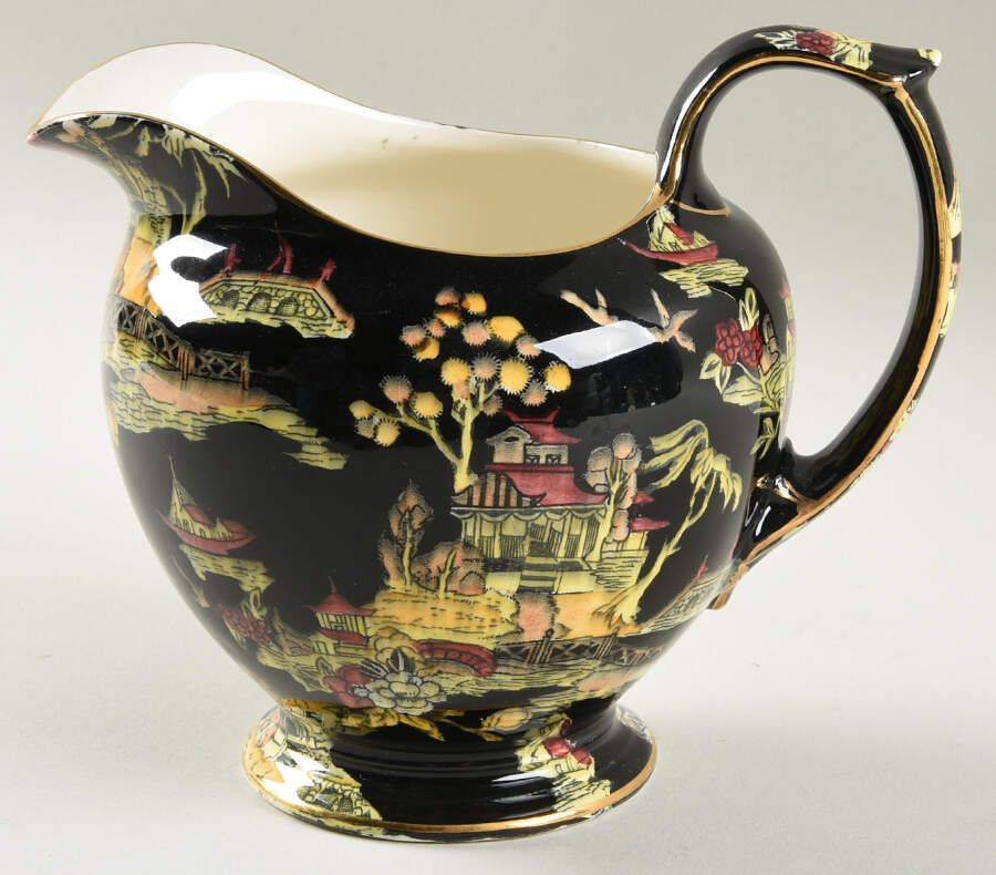 Pekin Black (Gold Trim) 22 Oz Jug by Royal Winton-1