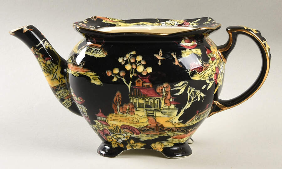 Pekin Black (Gold Trim) Ascot Teapot No Lid by Royal Winton-1