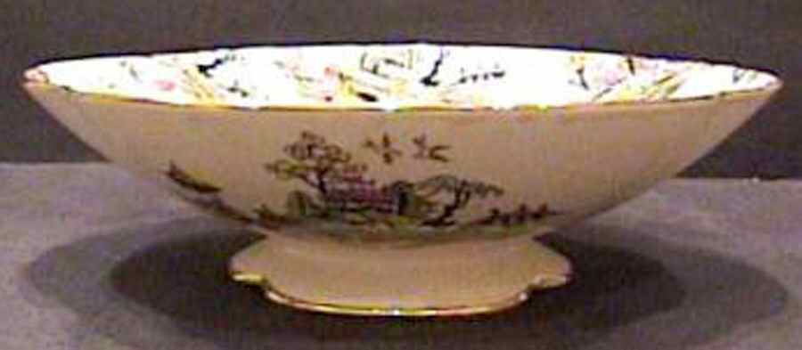 Pekin Cream 10" Large Salad Serving Bowl by Royal Winton-1