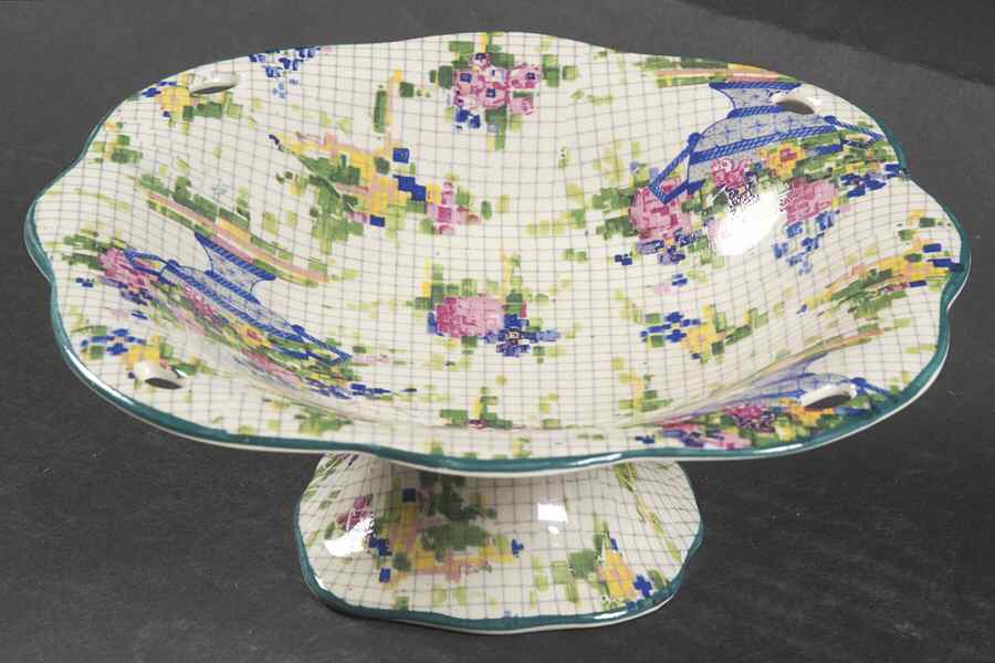 Pelham Low "Eaton" Comport by Royal Winton-1