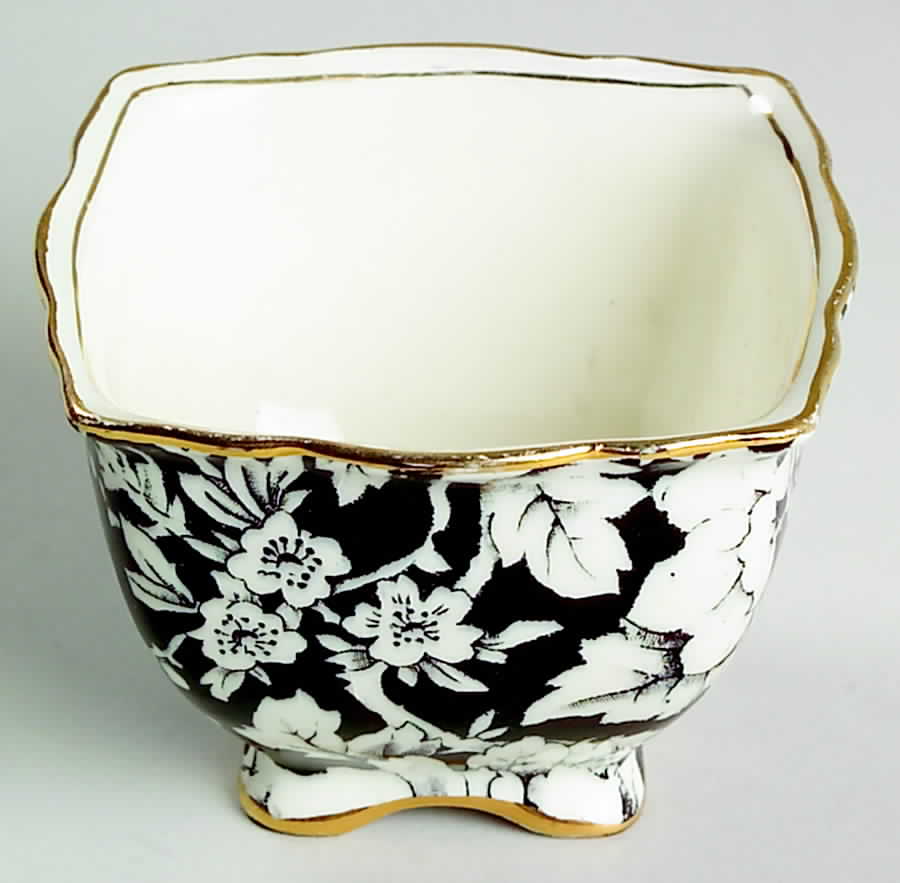 Peony Open Sugar Bowl by Royal Winton-1