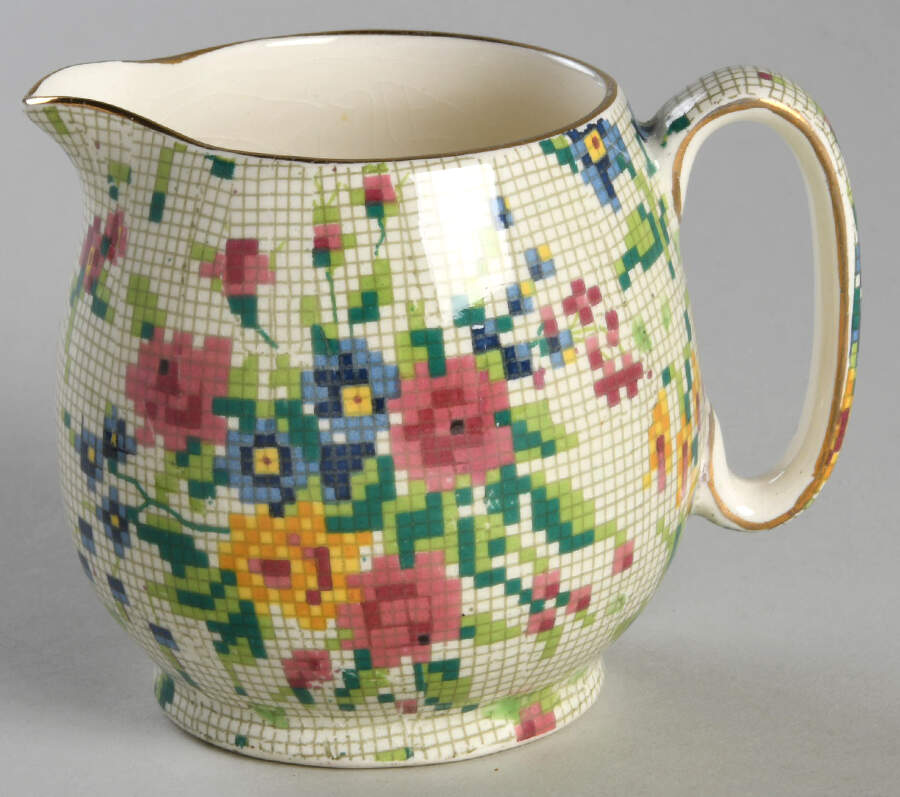 Queen Anne Countess Creamer by Royal Winton-1