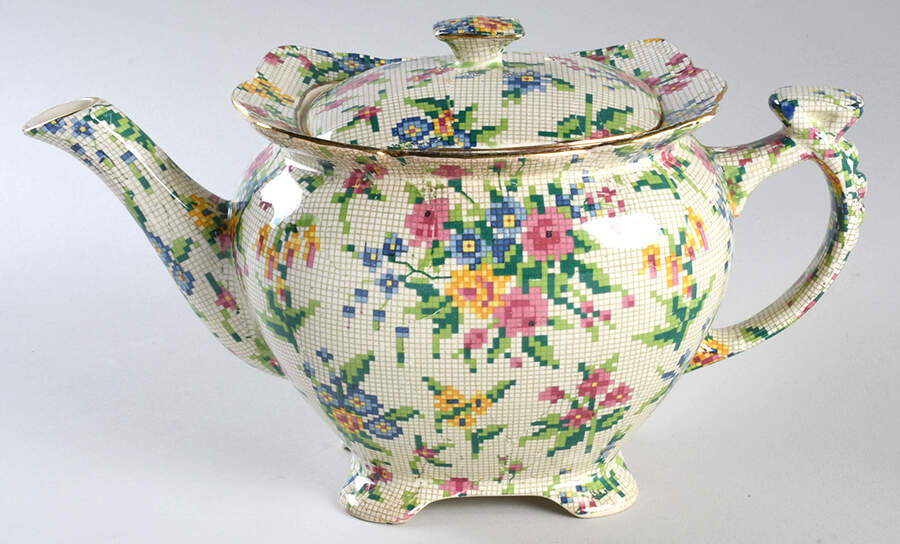 Queen Anne Late Athena Teapot & Lid by Royal Winton-1