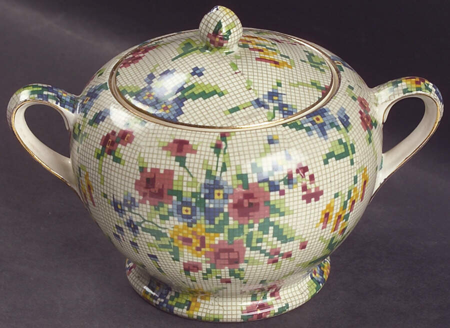 Queen Anne Sugar Bowl & Lid (Unknown Shape 1) by Royal Winton-1