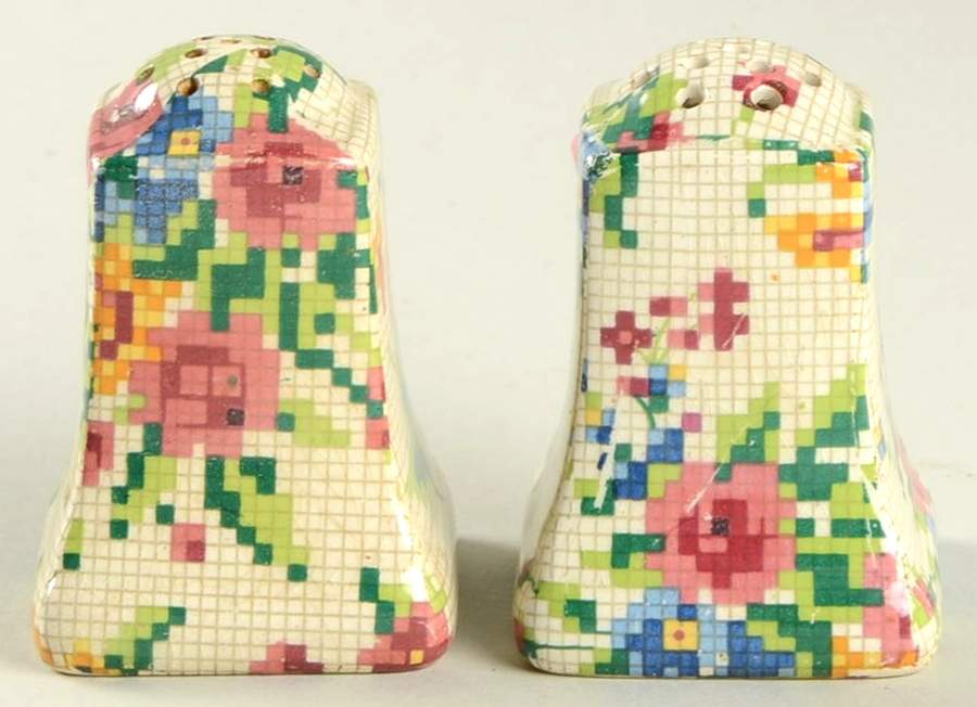 Queen Anne Fife Salt & Pepper Set by Royal Winton-1
