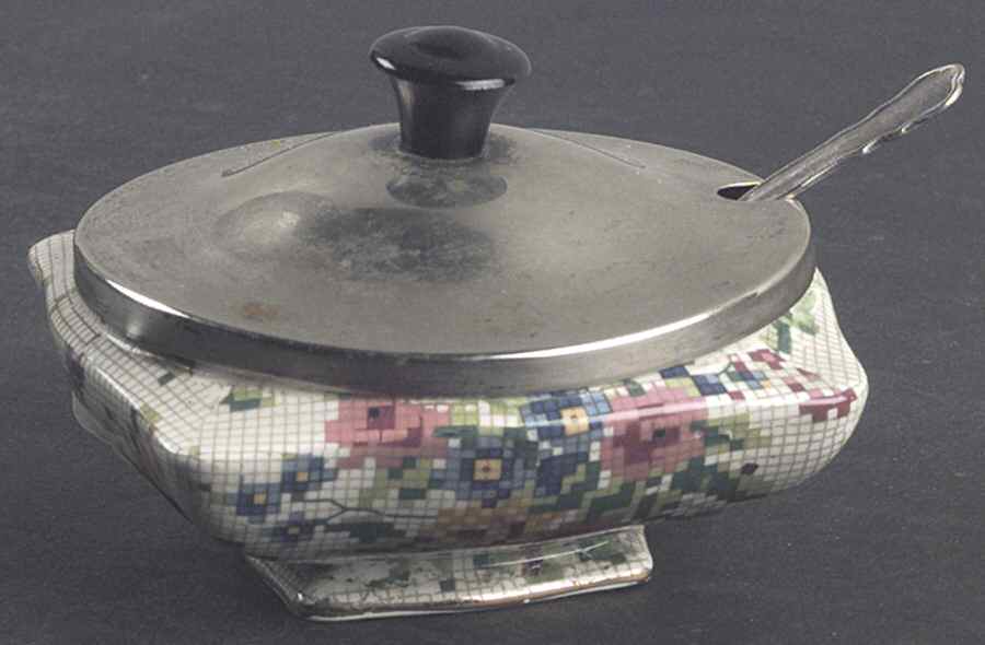 Queen Anne Jam/Jelly & Metal Lid by Royal Winton-1