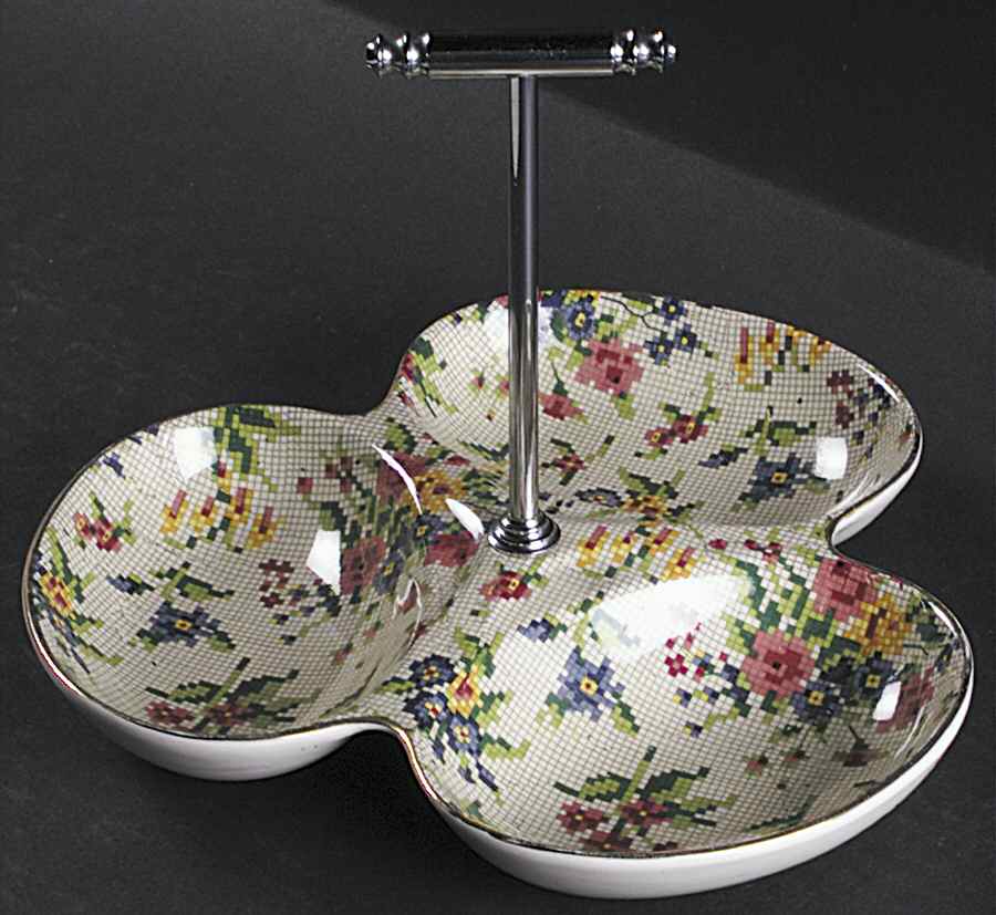Queen Anne 3-Part Relish with Center Metal Handle by Royal Winton-1