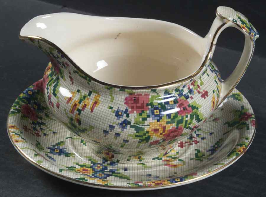 Queen Anne Open Sauce Boat & Underplate by Royal Winton-1