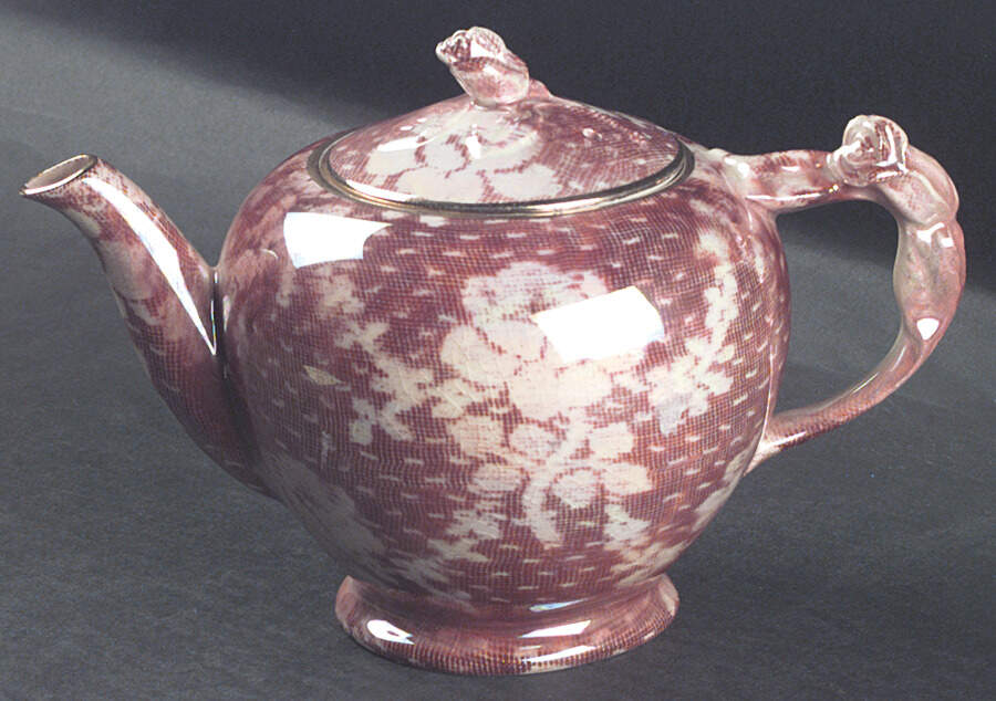 Brocade Cranberry (Iridescent) Rosebud Teapot & Lid by Royal Winton-1