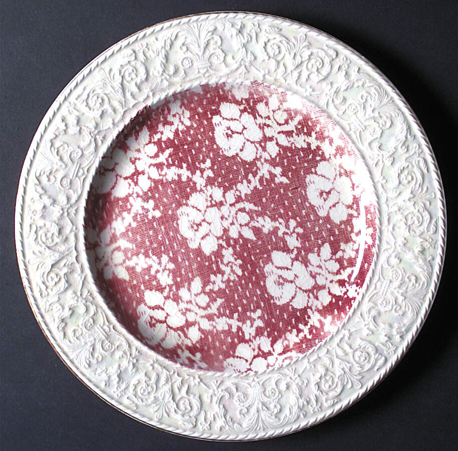 Brocade Cranberry (Iridescent) Dinner Plate wWedgwood Border by Royal Winton-1