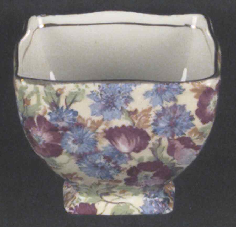 Royalty (Older) Ascot Straight Open Sugar Bowl by Royal Winton-1