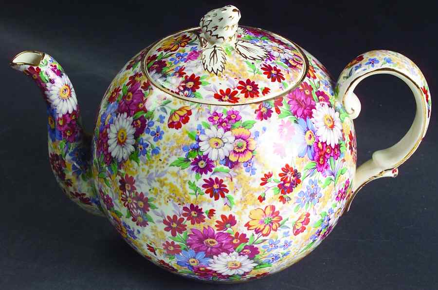 Rutland Elite Tea Pot & Lid by Royal Winton-1
