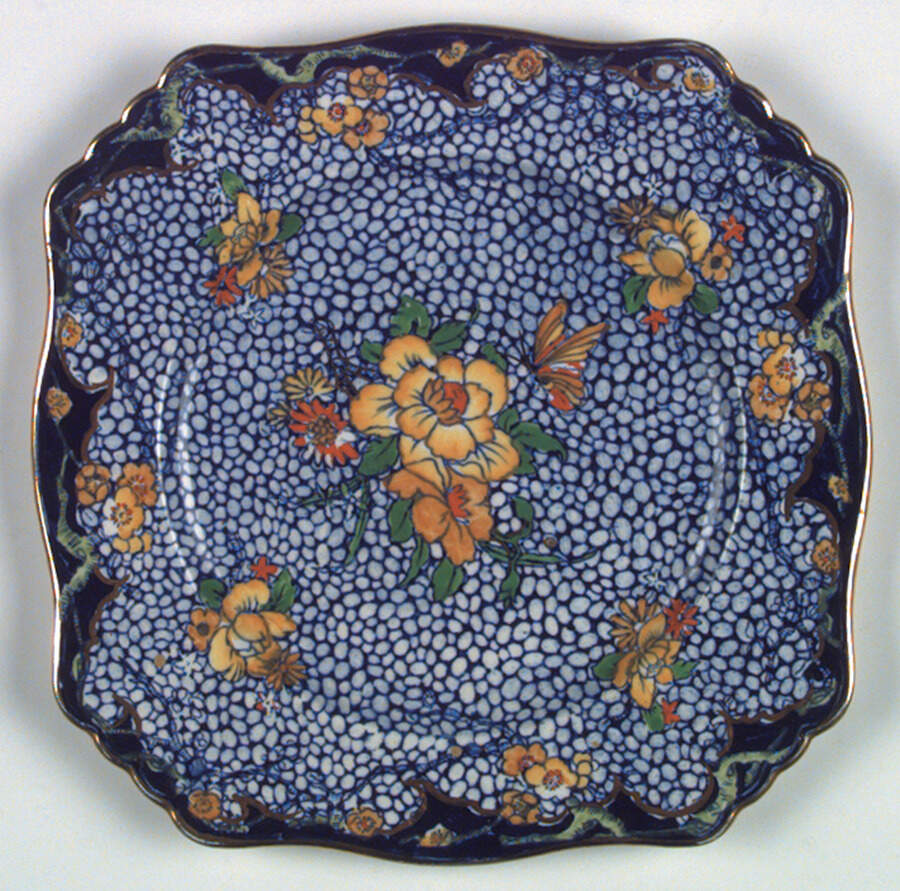 RWI12 Dinner Plate by Royal Winton-1