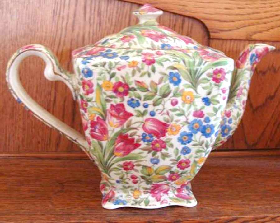 Springtime Ascot Teapot & Lid by Royal Winton-1