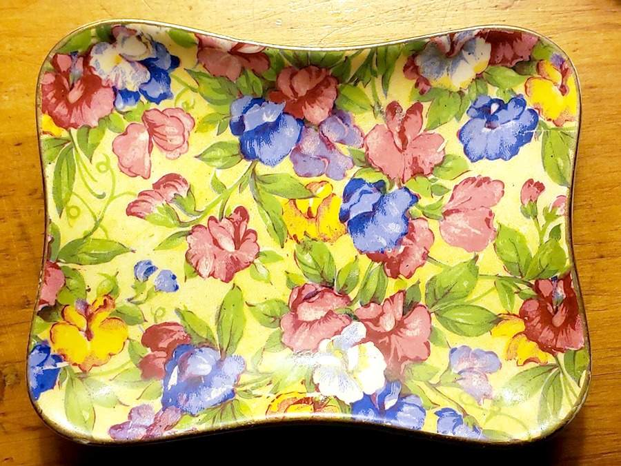 Sweet Pea Pin Tray by Royal Winton-1