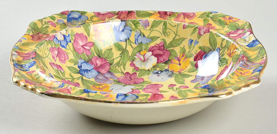 Sweet Pea Soup/Cereal Bowl by Royal Winton-1